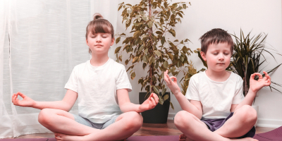 Curso Gratuito Monitor de Yoga Infantil