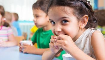 Curso-Online-Nutricion-Infantil-Monitor-Comedores-Escolares