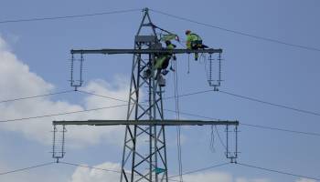Curso gratuito Montaje y Mantenimiento de Redes Eléctricas Subterráneas de Alta Tensión